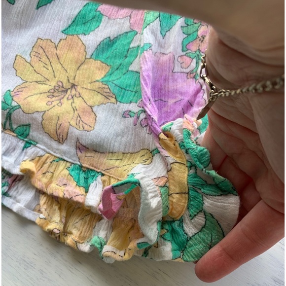 XS | Billabong | cute summer beach romper - Picture 7 of 11